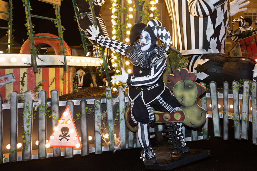 Carnival Jester RS