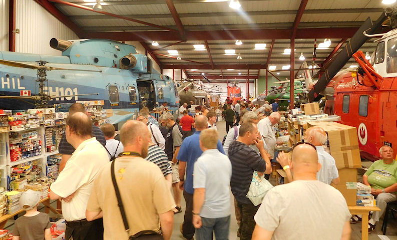 Model show3