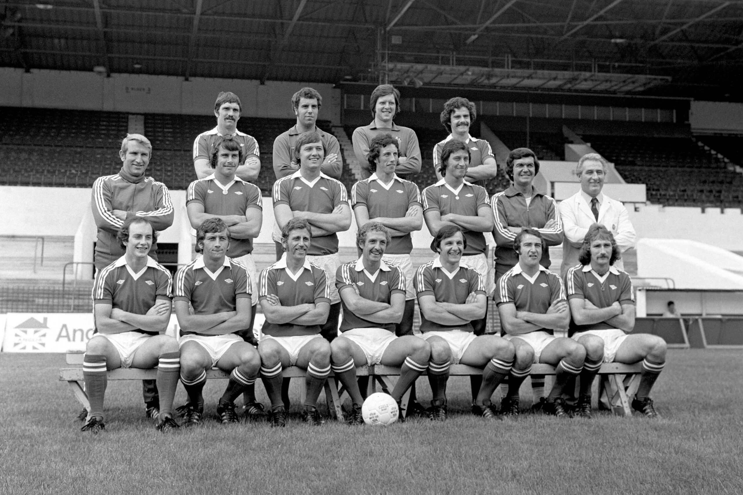Bristol City Football Club, left to right Back Row: Don Gillies, Ray Cashley, John Shaw, and Clive Whitehead. Middle row, from left: Alan Dicks (manager) Paul Cheesley, David Rodgers, Tom Ritchie, Garry Collier, Ken Wimshurt (coach), and Les Bardsley (phy