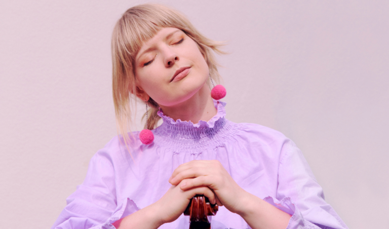 Monique Clare – Live Cello